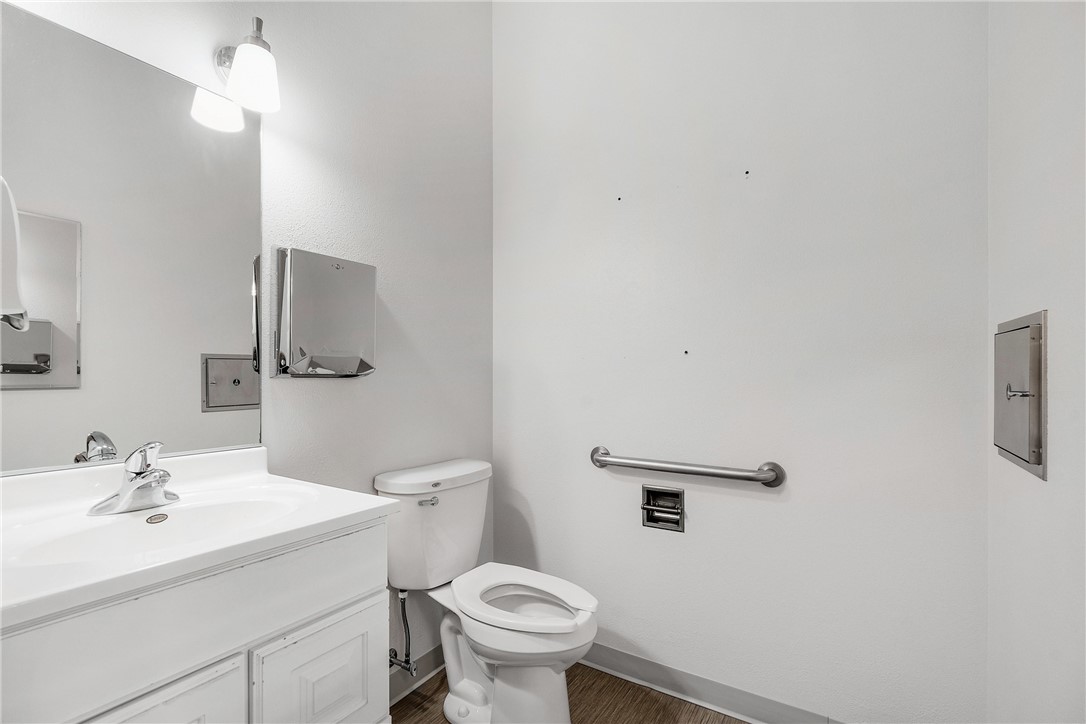 703 W Hamilton Avenue Property Photo 31