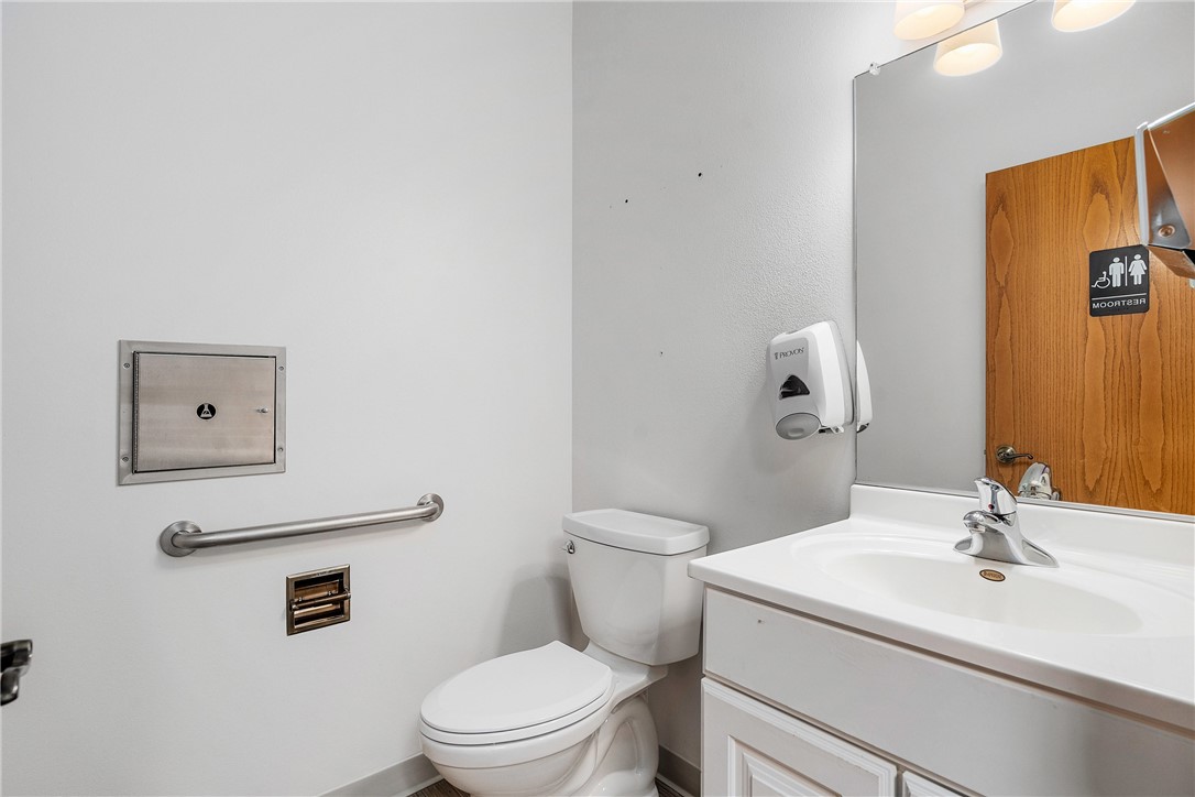 703 W Hamilton Avenue Property Photo 32