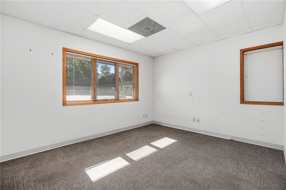 703 W Hamilton Avenue Property Photo 33