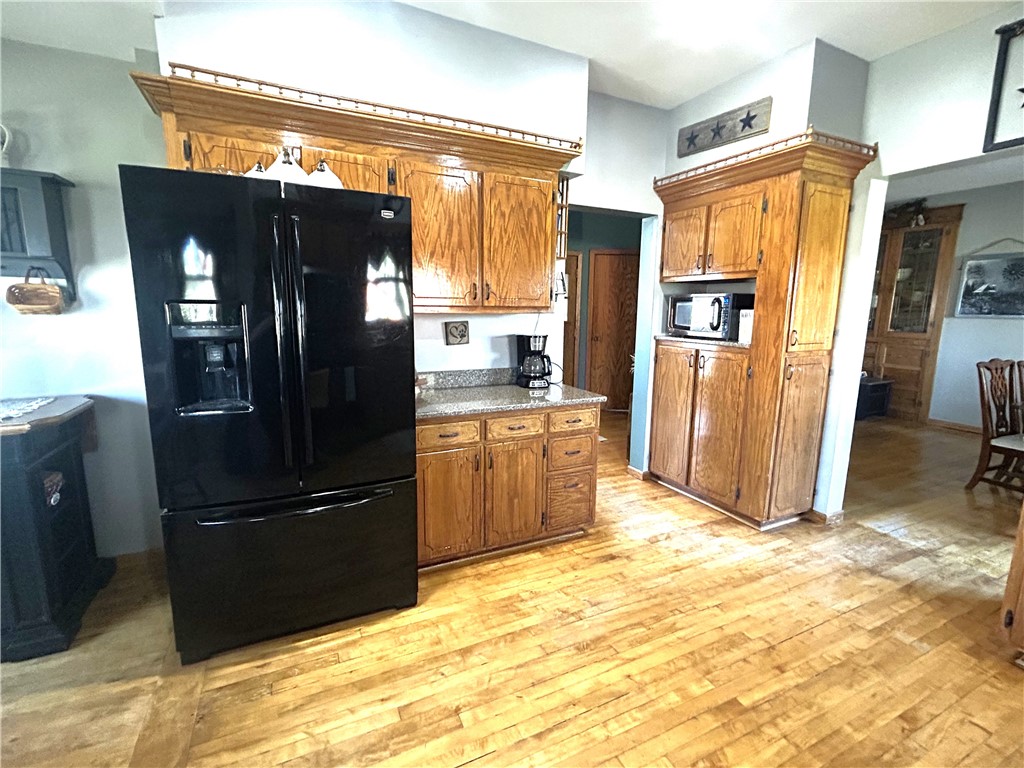 W15754 State Highway 121 Property Photo 5