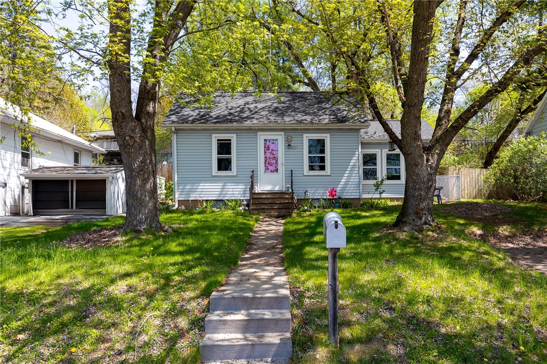 827 N Hastings Way Property Photo 1