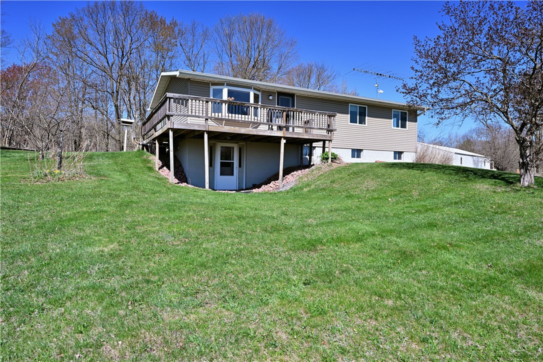 2451 County Highway C Property Photo 4