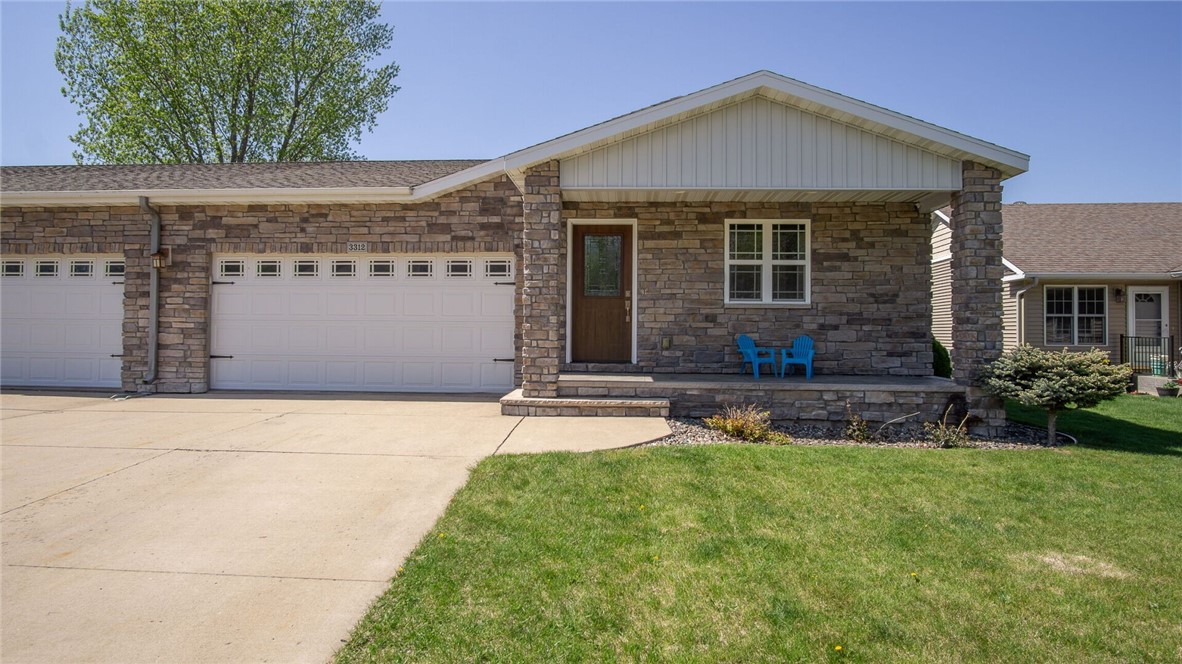 3312 White Oak Lane Property Photo 1