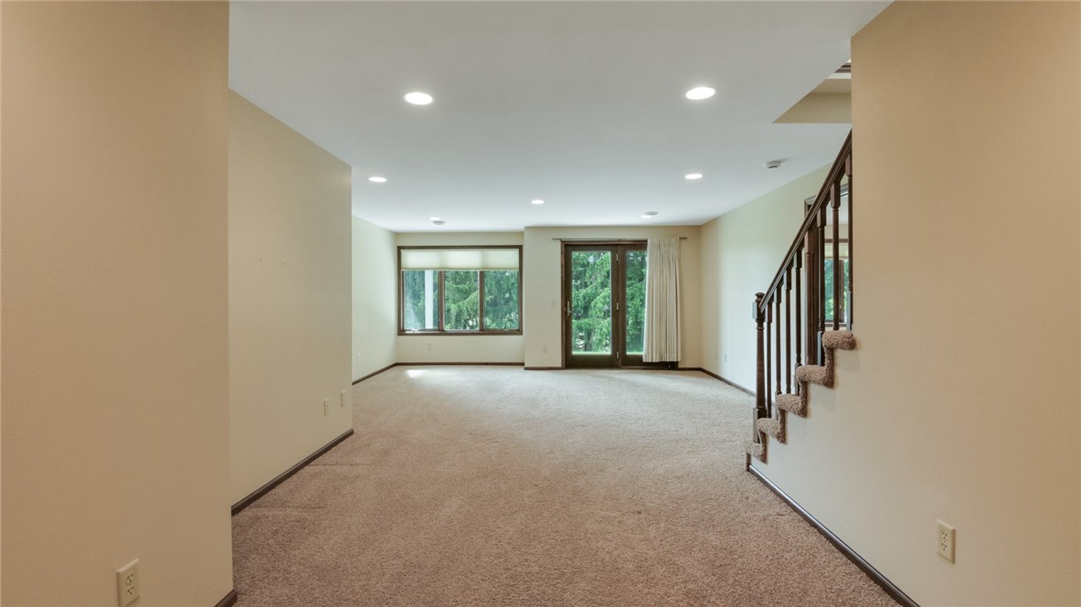 2504 E Princeton Avenue Property Photo 27