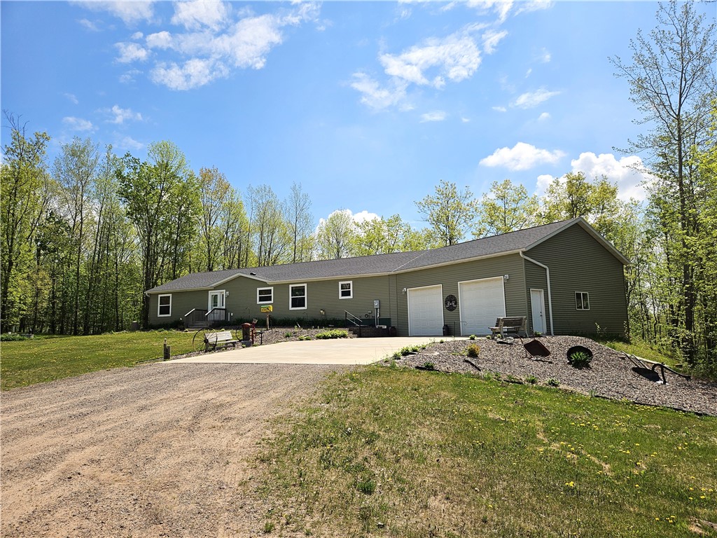 W14297 Us Hwy 8 Property Photo 1