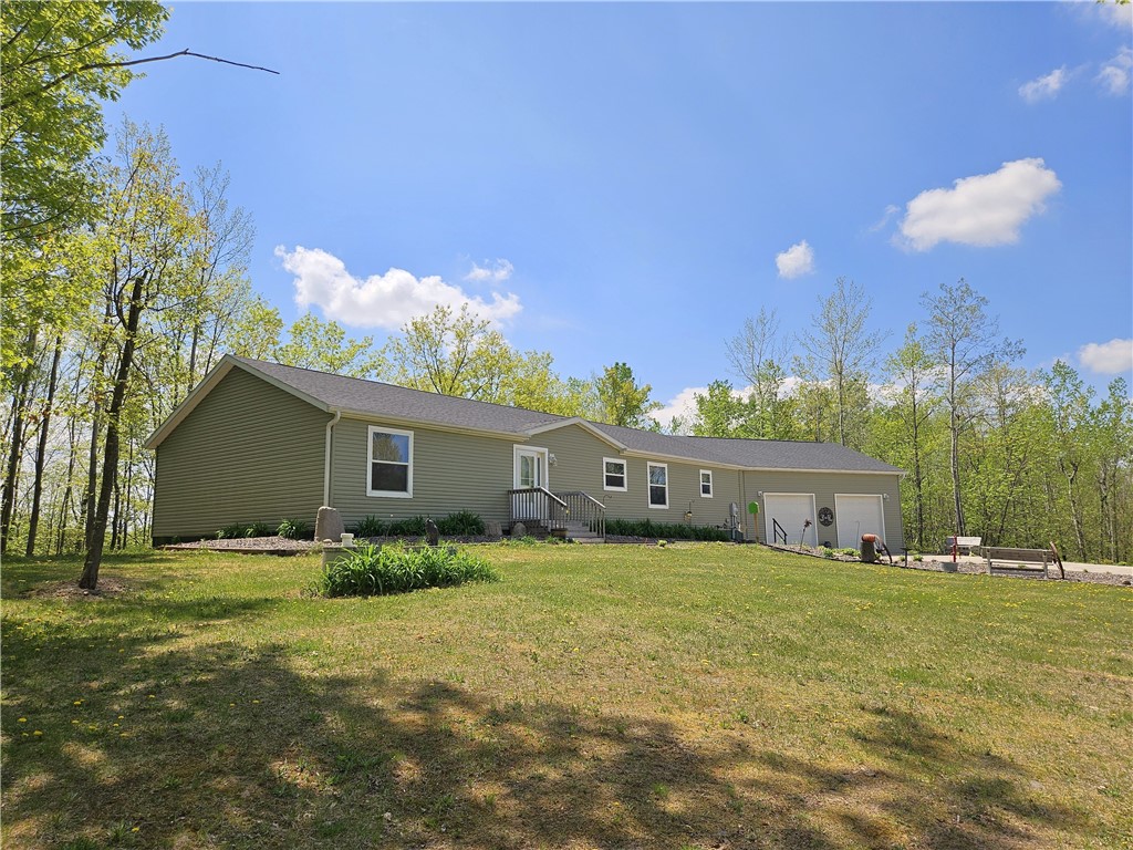 W14297 Us Hwy 8 Property Photo 2