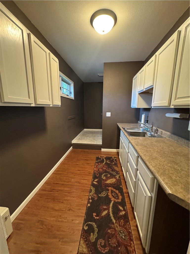 425 Tainter Avenue Property Photo 4