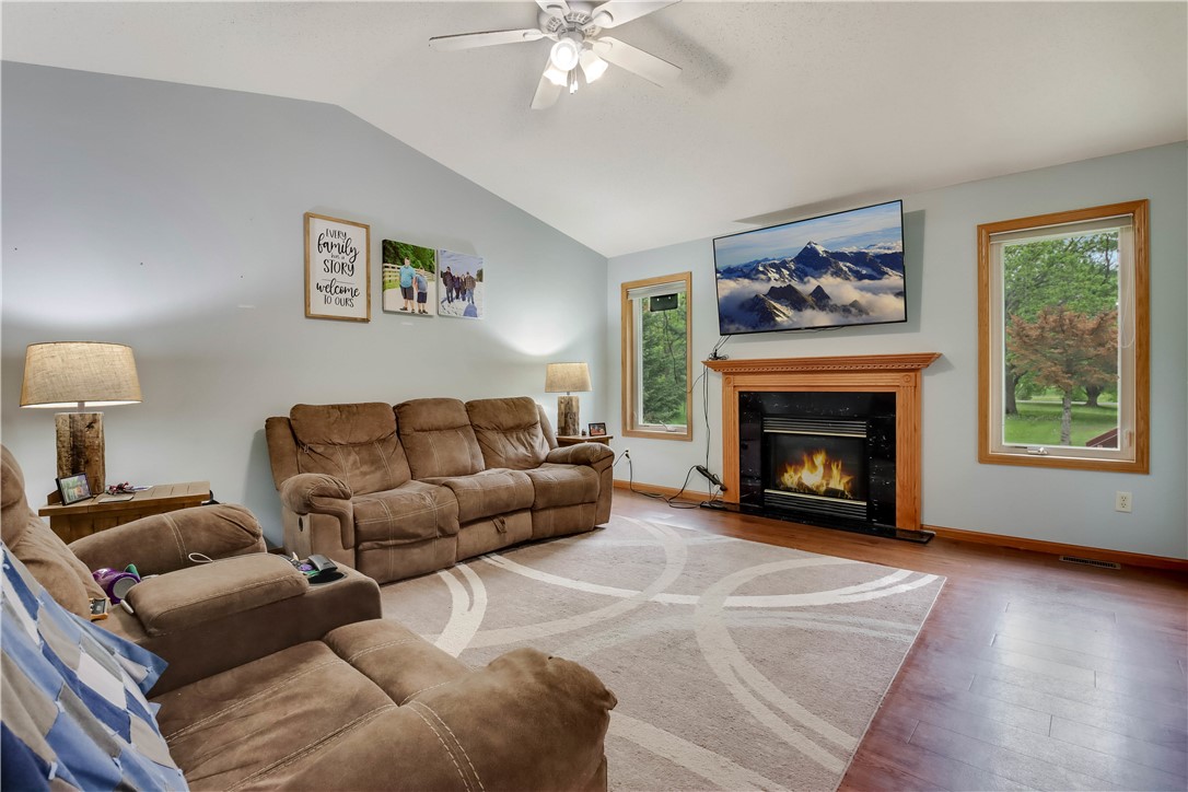 2531 Balsam Court Property Photo 6