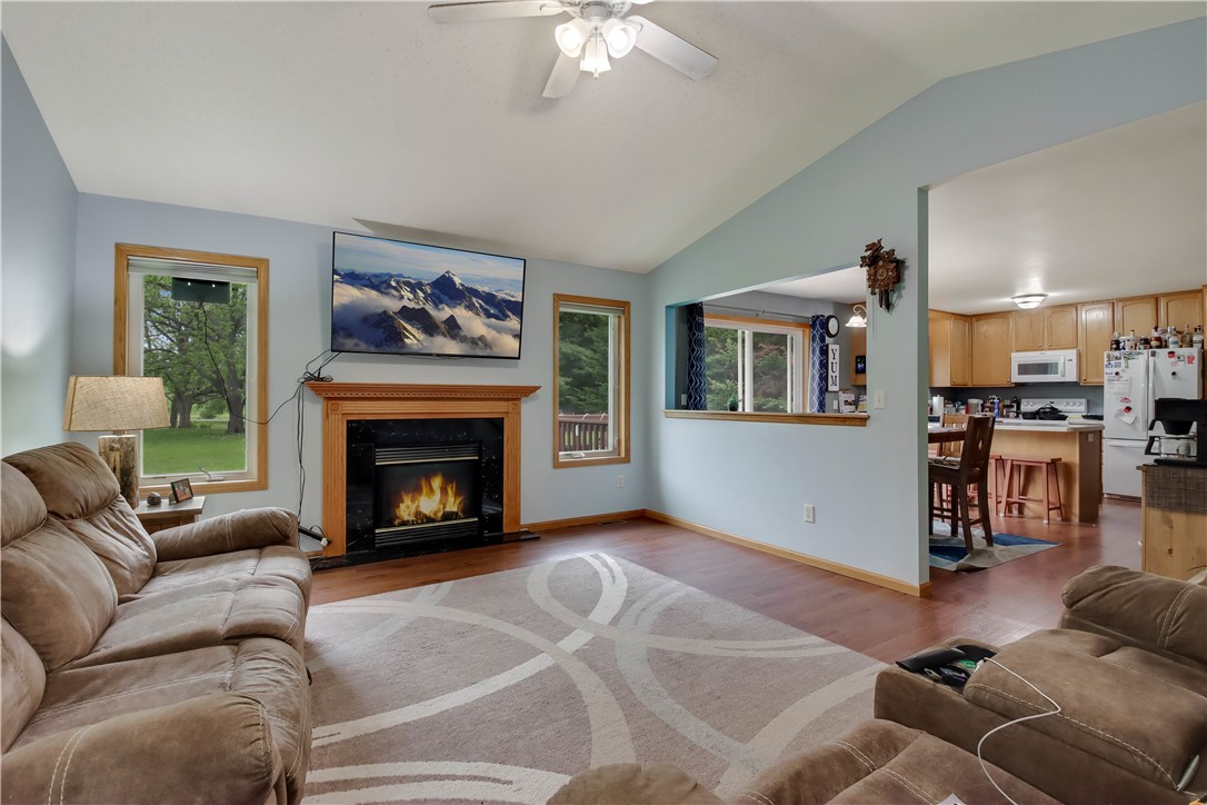 2531 Balsam Court Property Photo 7