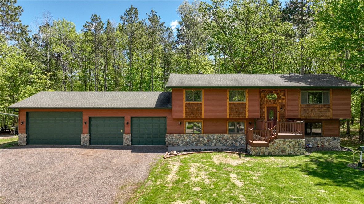 3015 Aspen Terrace Property Photo 1