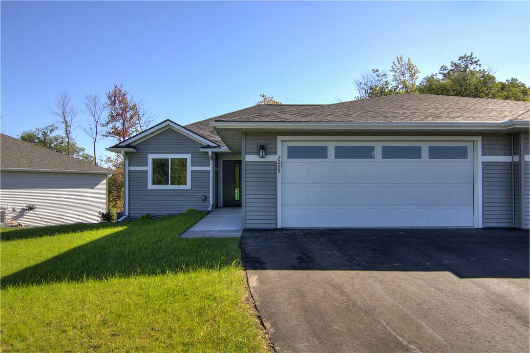 2285 Carlone Street Lot 10 Property Photo 1