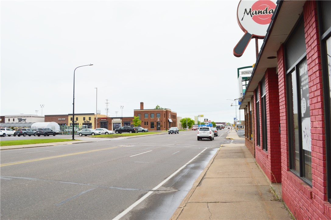 407 S Main Street Property Photo 4