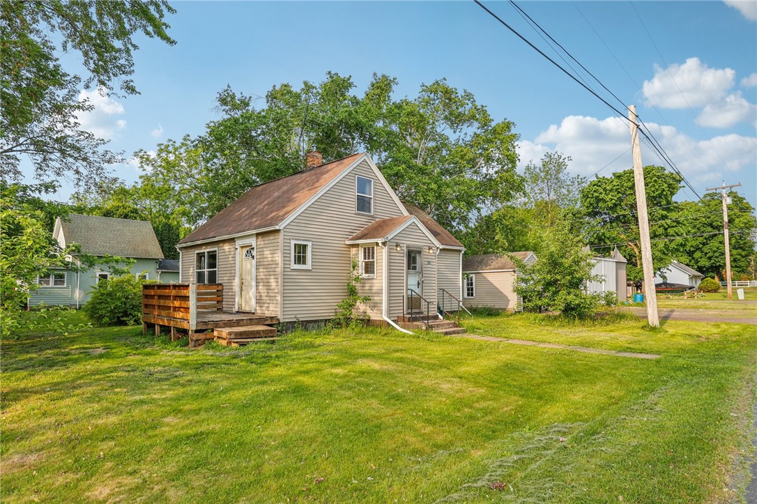 1592245 Property Photo 1