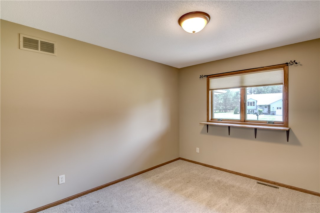 6586 W 189th Street Property Photo 17