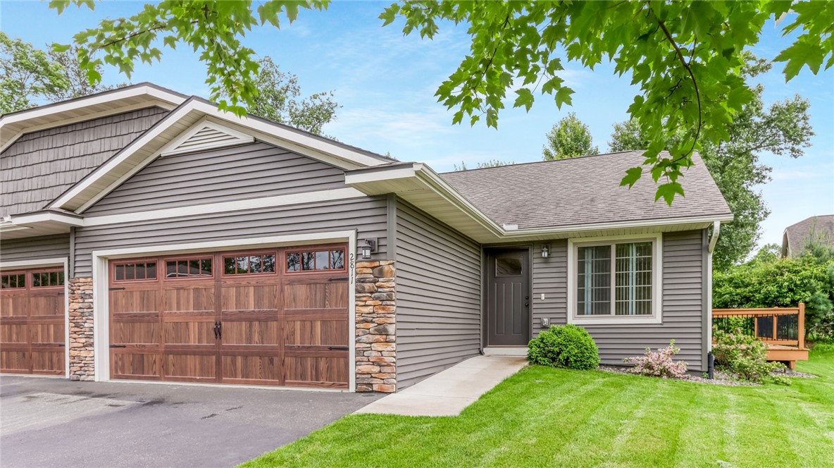 2811 Swallowtail Court