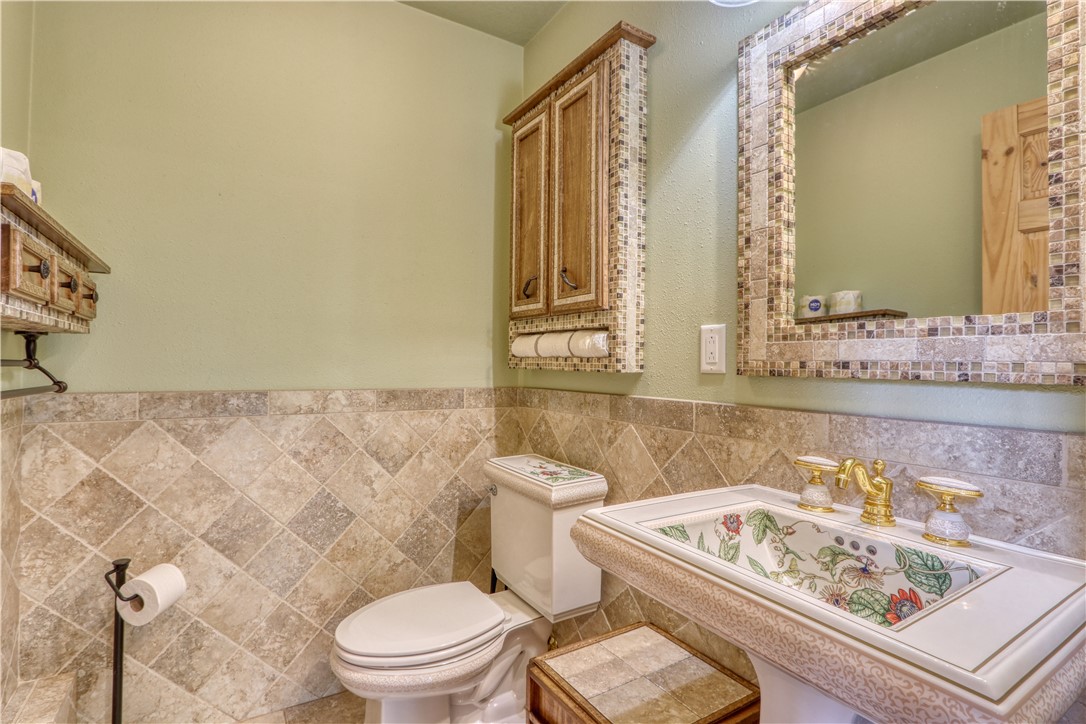 1881 County Road A Property Photo 31