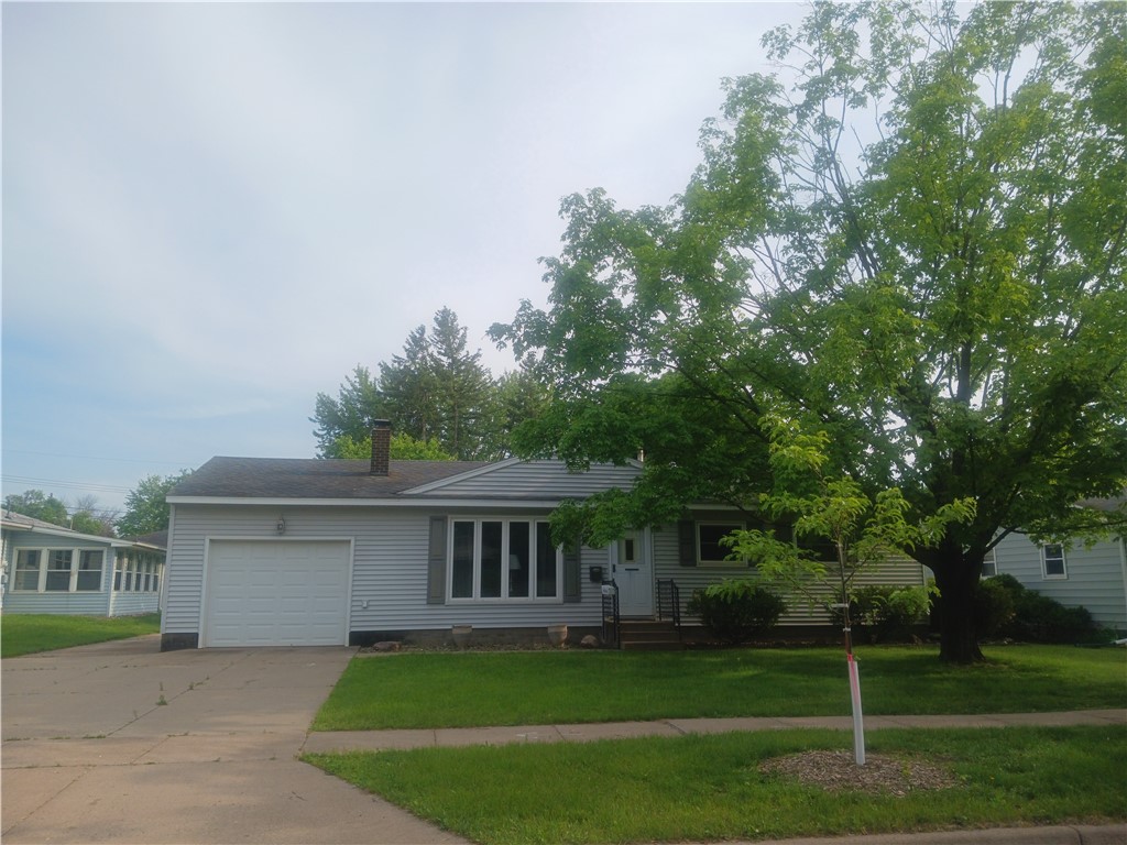 2511 Garfield Avenue Property Photo 1