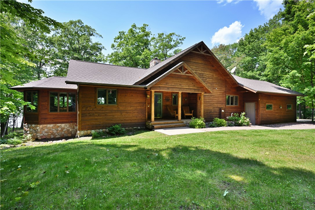 W1213 Nice Lake Road Property Photo 1