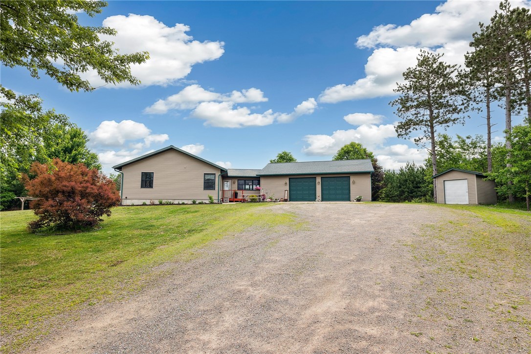 N4664 Jean Road Property Photo 1