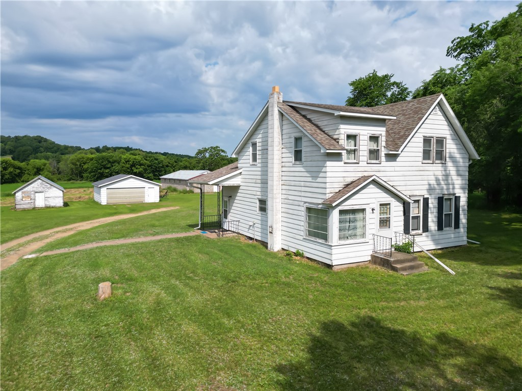13360 County Road B Property Photo 1
