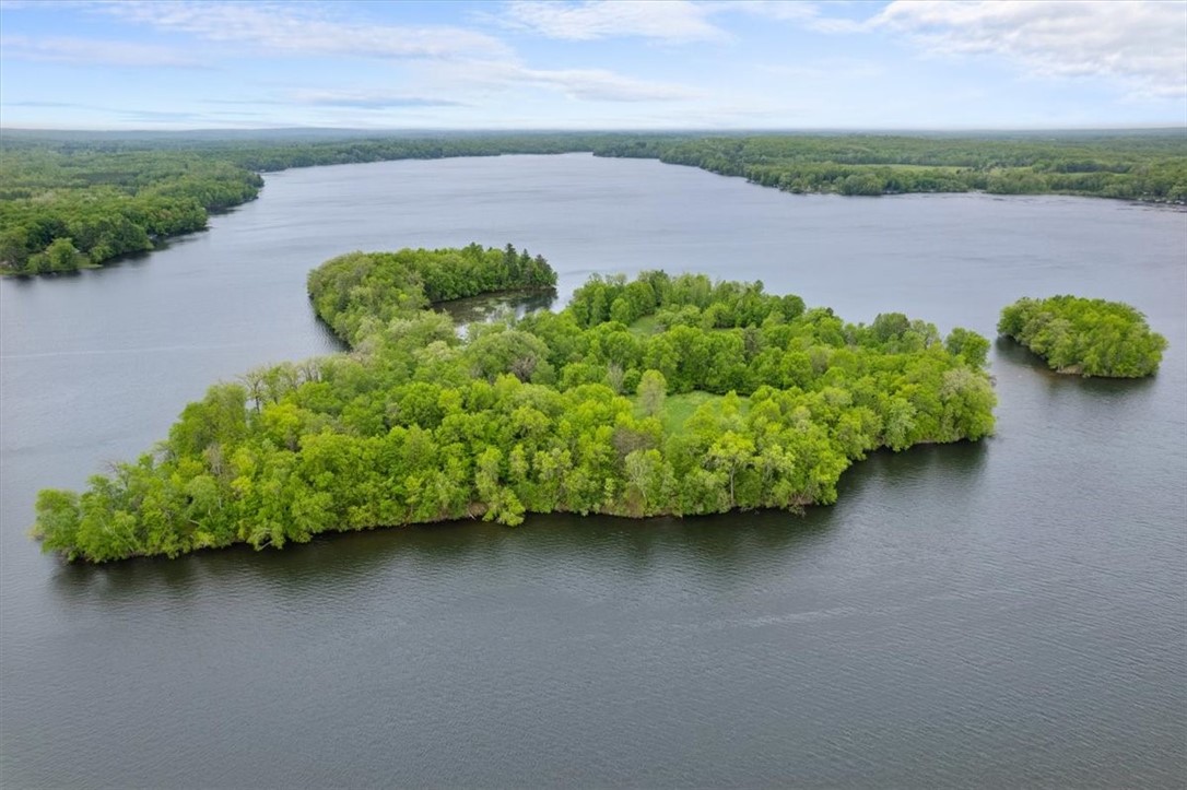 X Garbutt Island Property Photo 2
