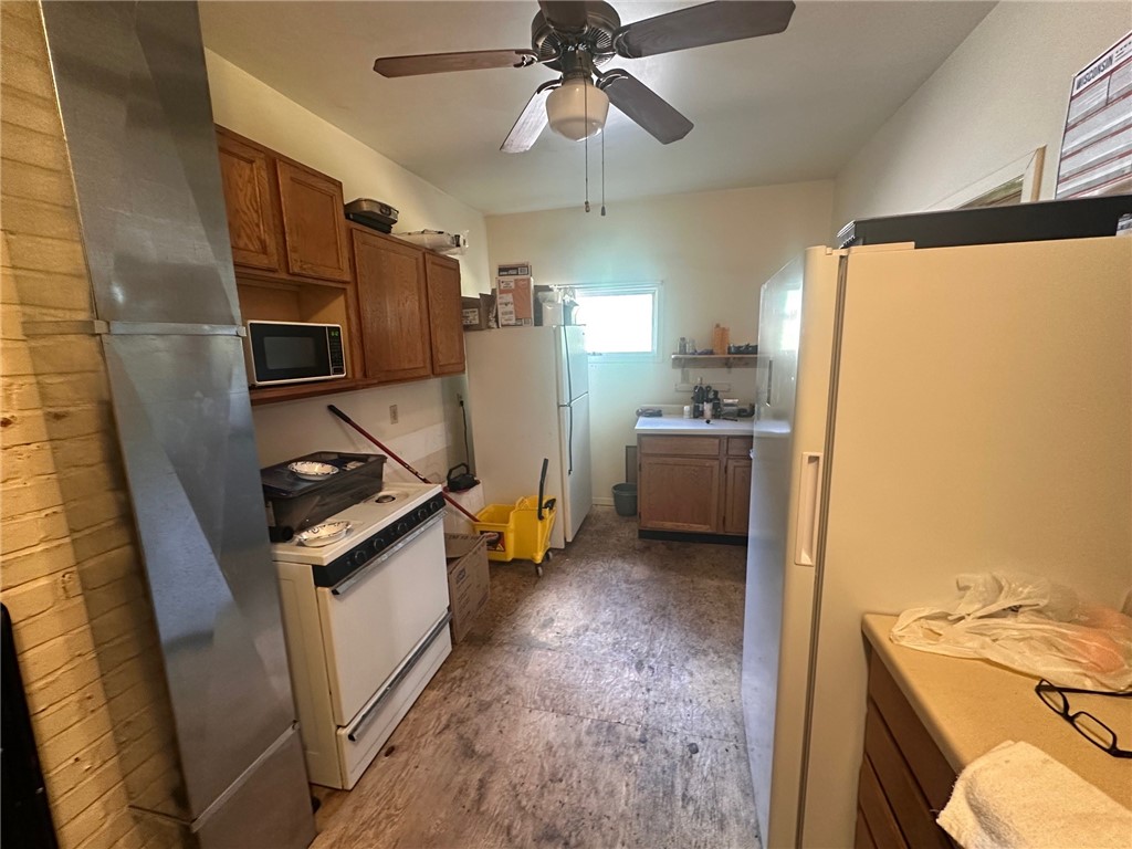10198 W State Highway 77 Property Photo 12