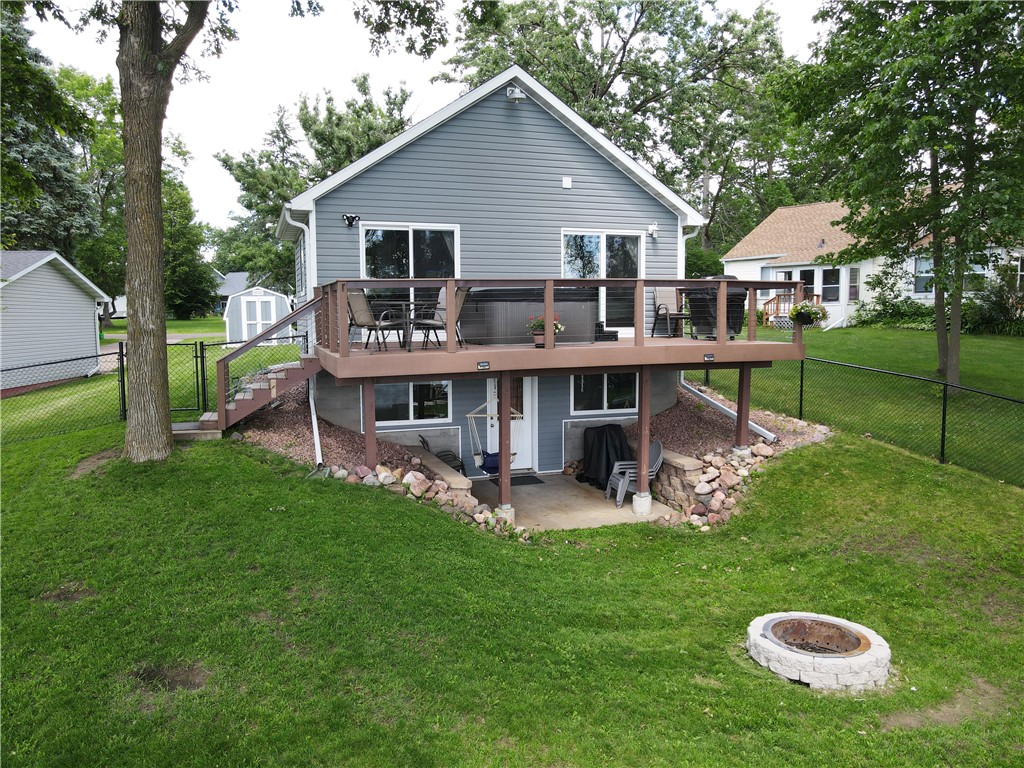 1017 Colan Boulevard Property Photo 1