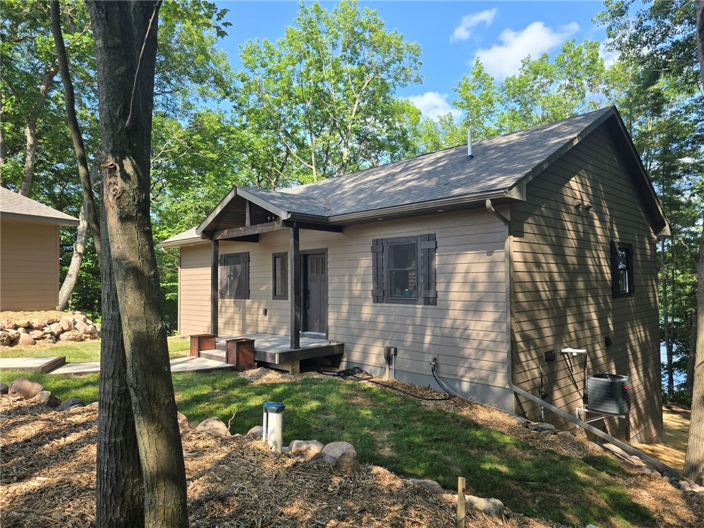 10332n Pheasant Lane Property Photo 1