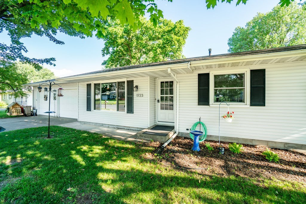 1723 Vine Street Property Photo 1