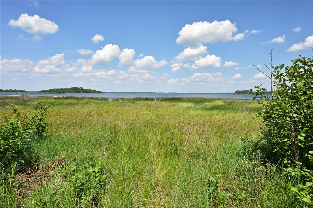 1339 S Lake Drive Property Photo 9