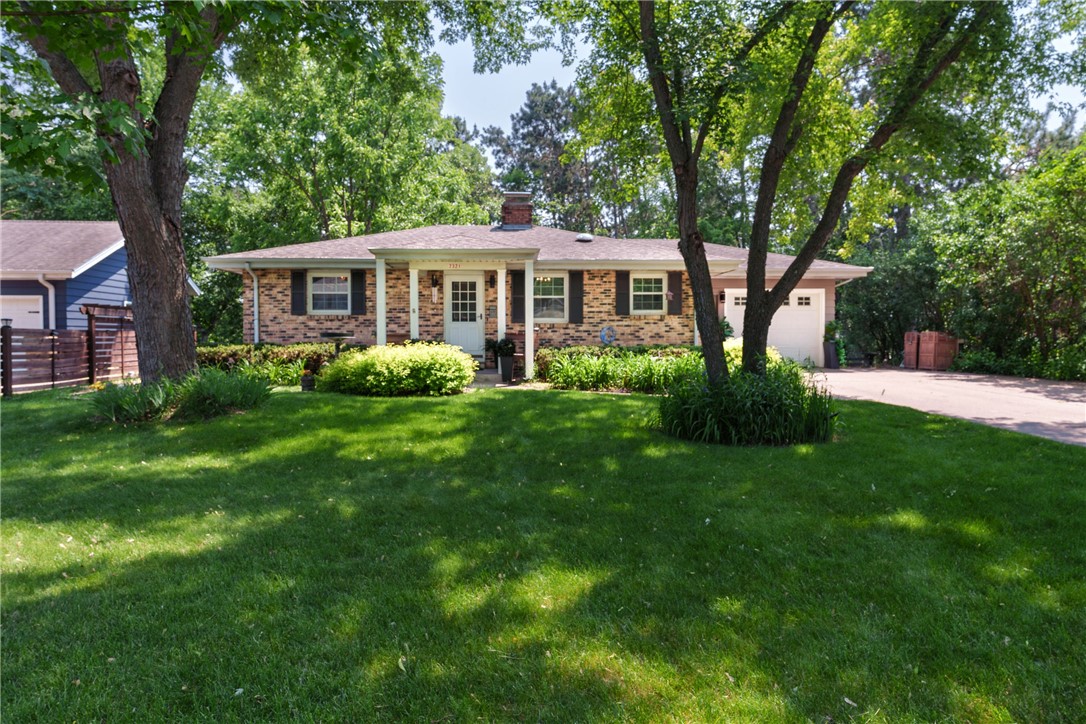 2321 Cleveland Street Property Photo 1