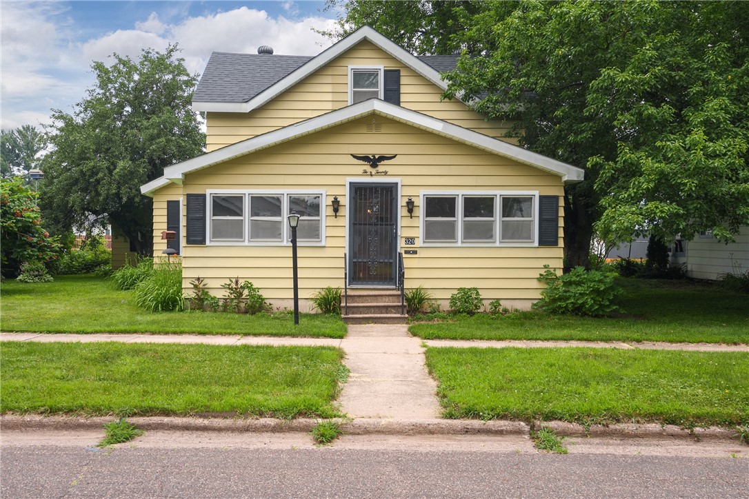 320 Olive Street Property Photo 1