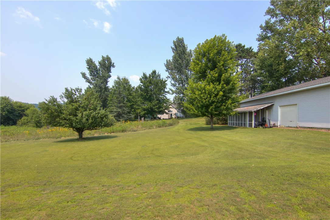 N1677 420th Street Property Photo 34