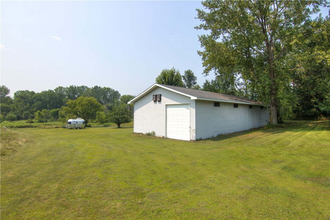 N1677 420th Street Property Photo 37