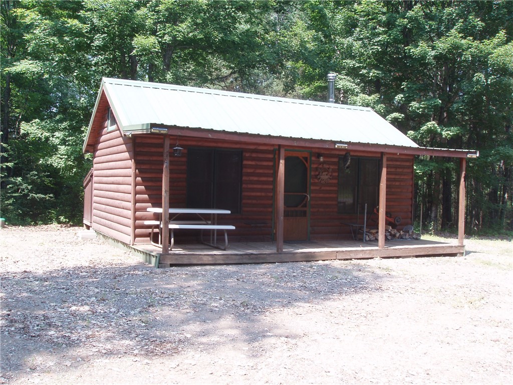 21463 Eder Road Property Photo 1