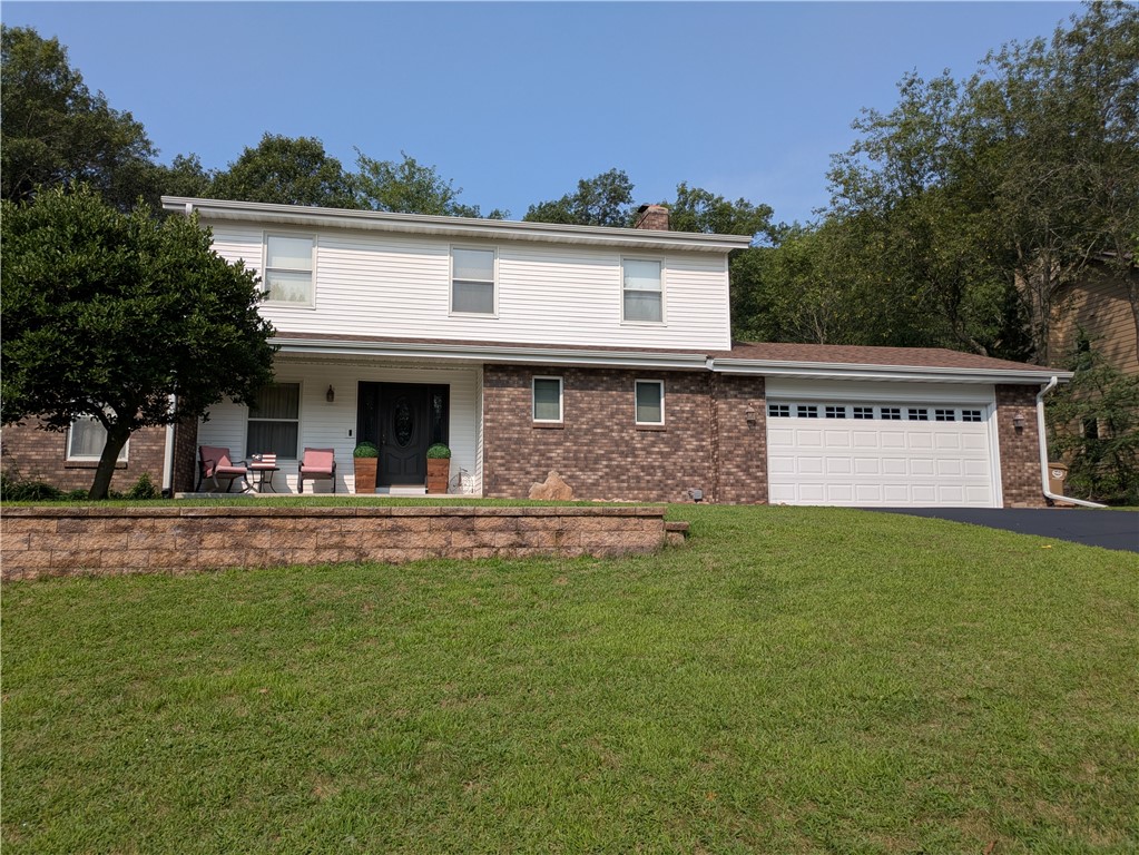 928 Thompson Drive Property Photo 1