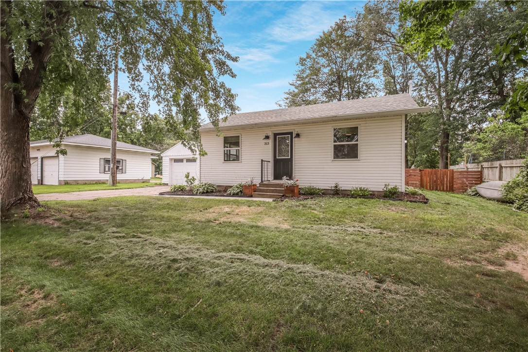 313 Summit Avenue Property Photo 1