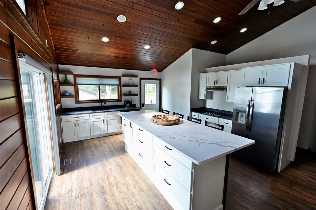 N1936 County Highway M 6 Property Photo 3