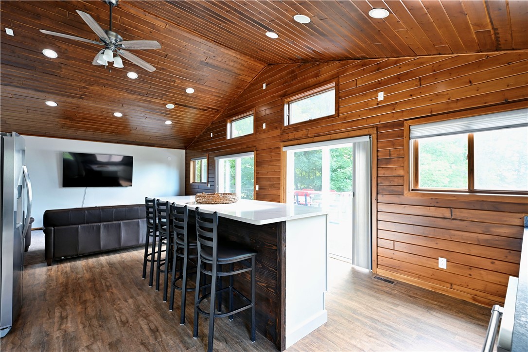 N1936 County Highway M 6 Property Photo 5