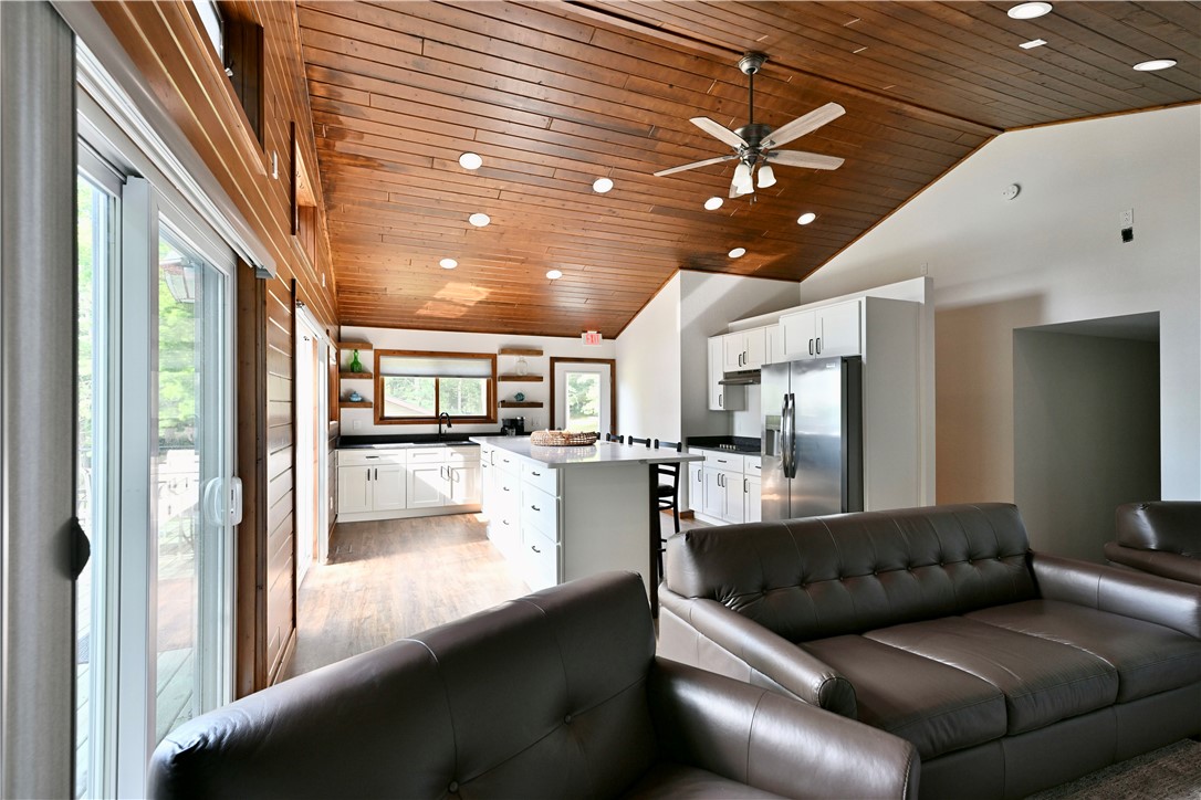 N1936 County Highway M 6 Property Photo 9