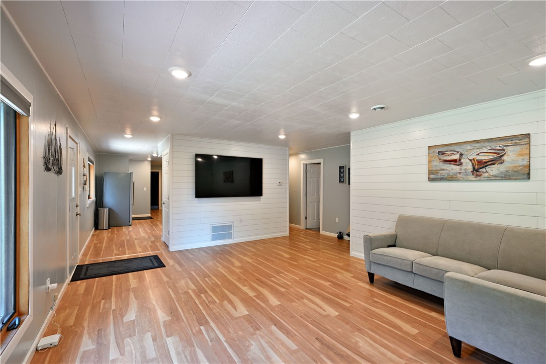 N1936 County Highway M 6 Property Photo 28