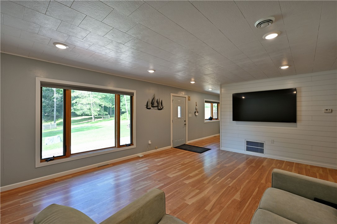 N1936 County Highway M 6 Property Photo 29