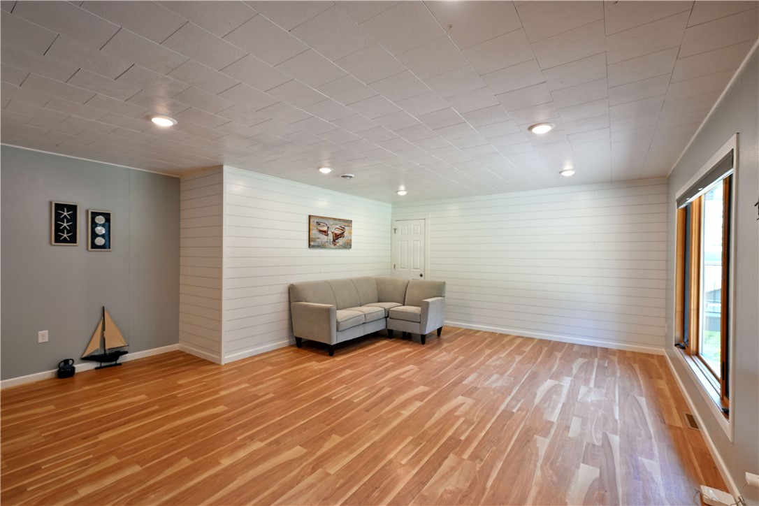 N1936 County Highway M 6 Property Photo 31