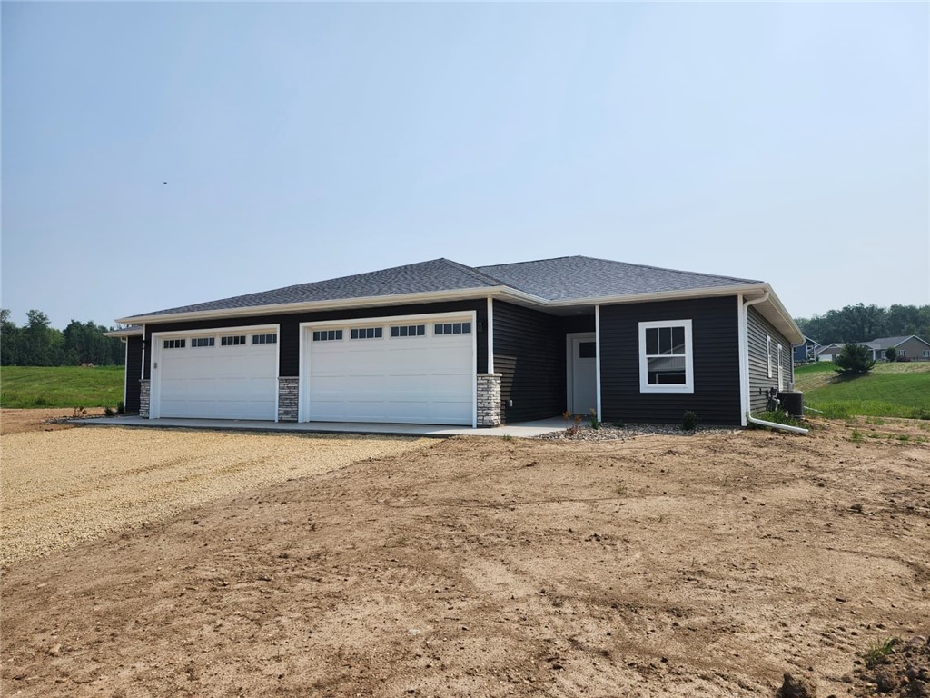 406 Finvold Street Property Photo 1