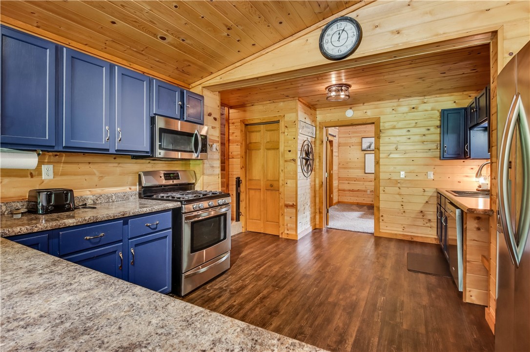 12011 N Us Highway 63 Property Photo 13