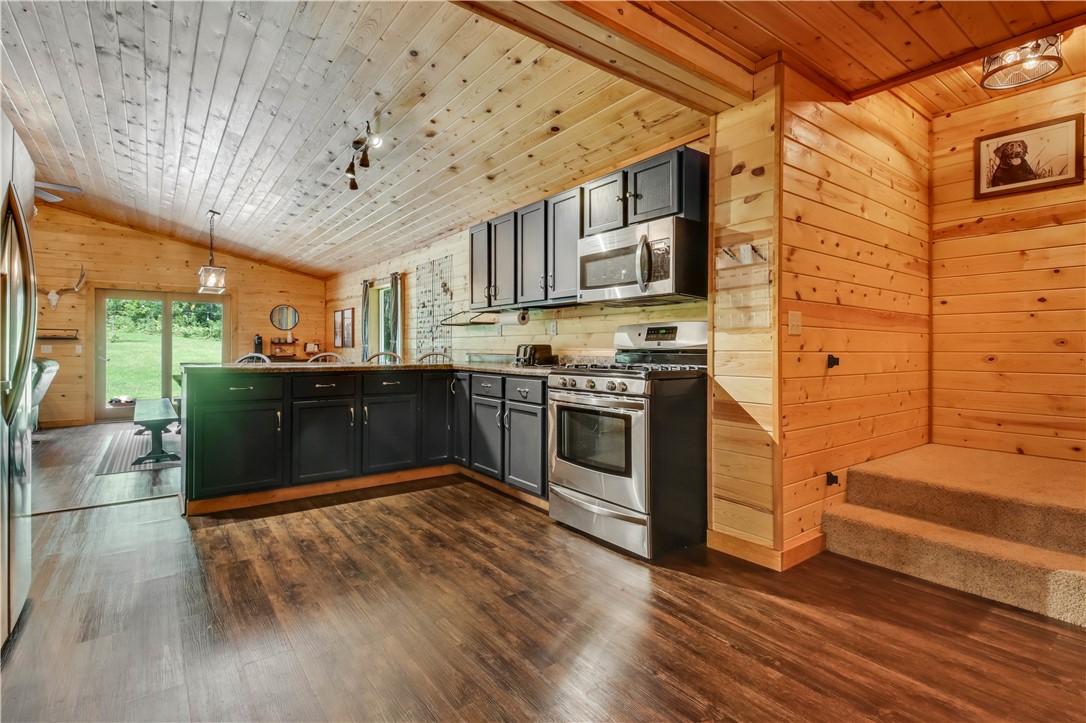 12011 N Us Highway 63 Property Photo 15