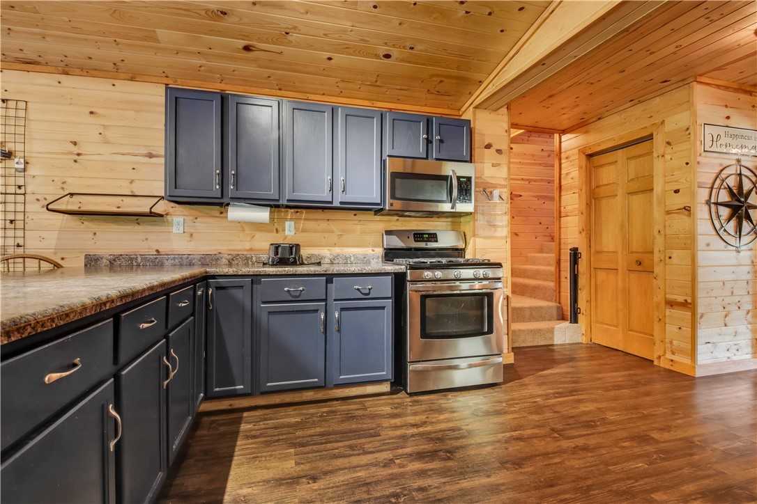 12011 N Us Highway 63 Property Photo 16