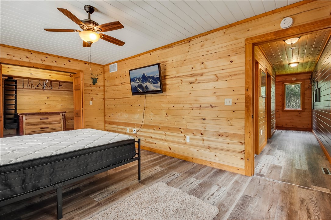 12011 N Us Highway 63 Property Photo 28