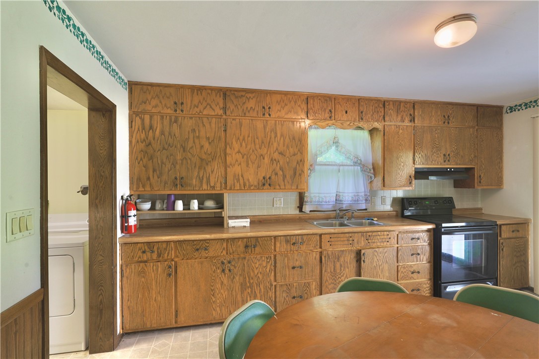 W1080 County Road A Property Photo 26