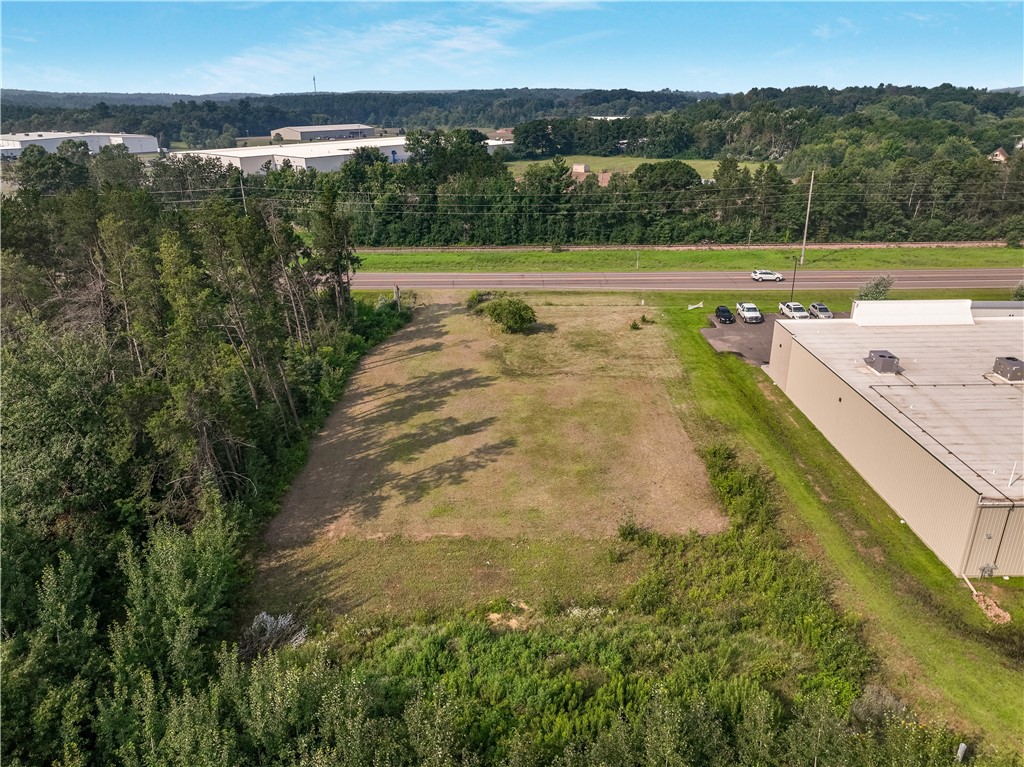 1844 N Highway Boulevard Property Photo 7